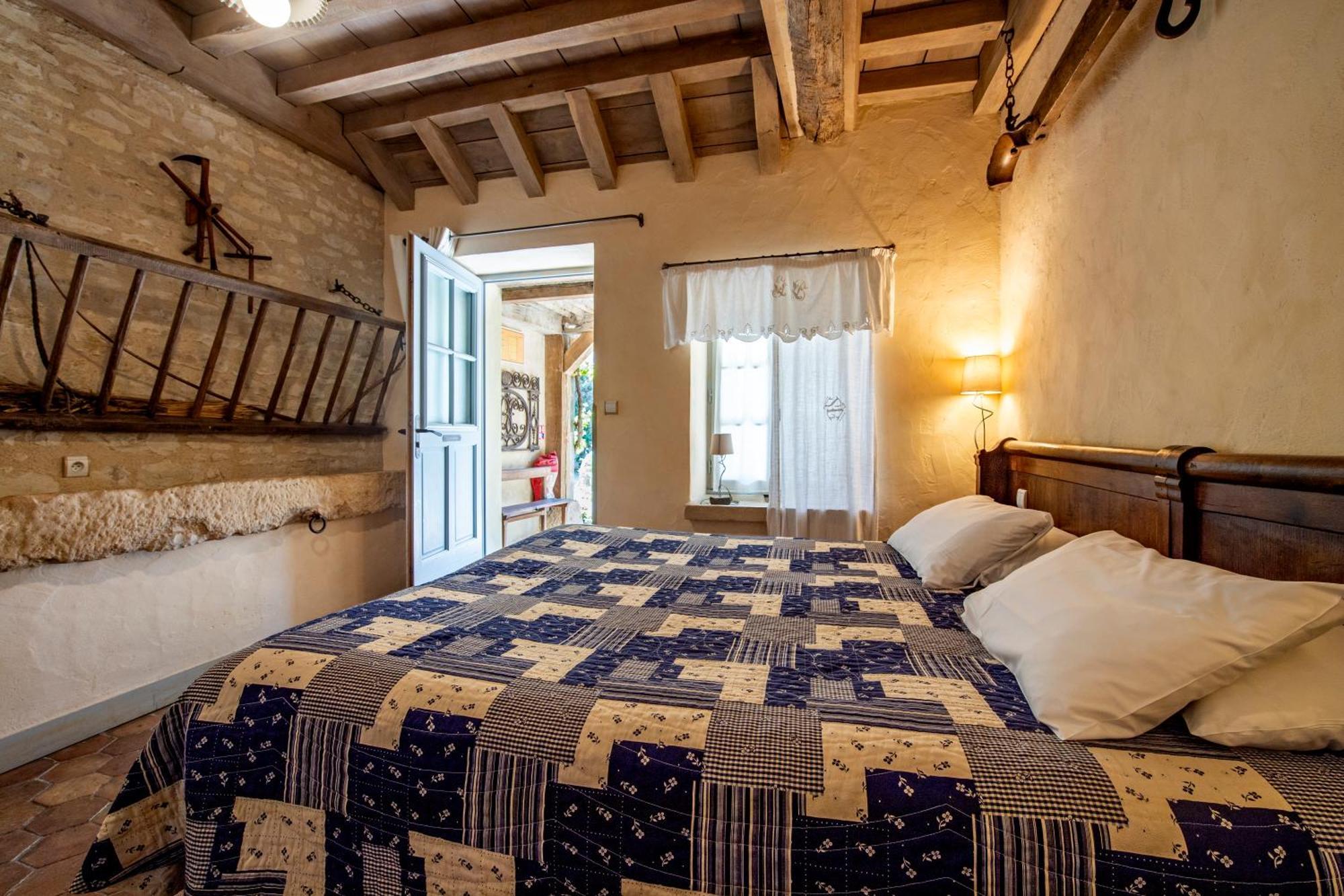 Hotel De La Beursaudiere Nitry Εξωτερικό φωτογραφία
