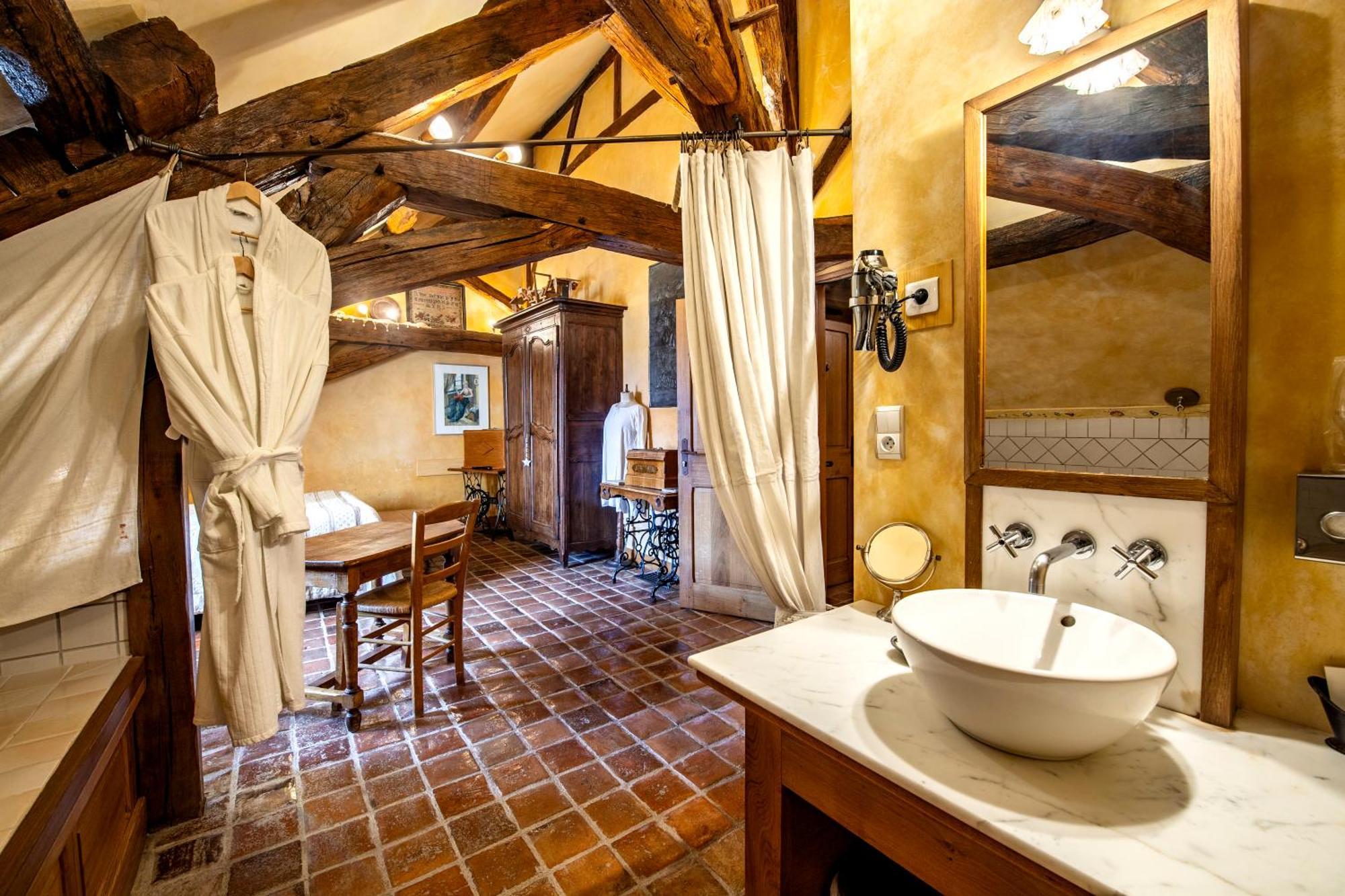 Hotel De La Beursaudiere Nitry Εξωτερικό φωτογραφία