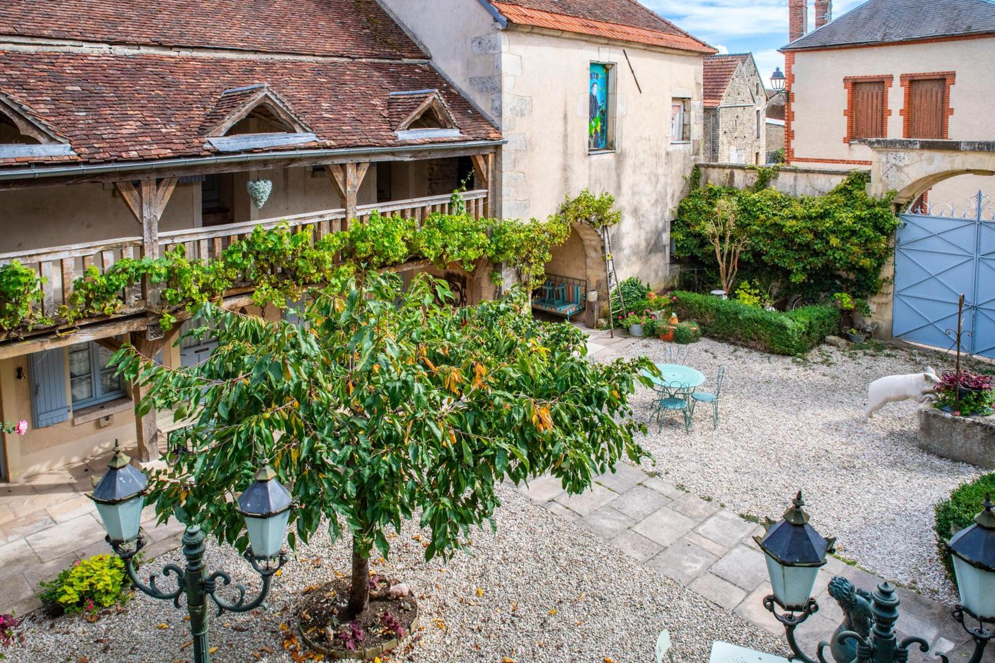 Hotel De La Beursaudiere Nitry Εξωτερικό φωτογραφία