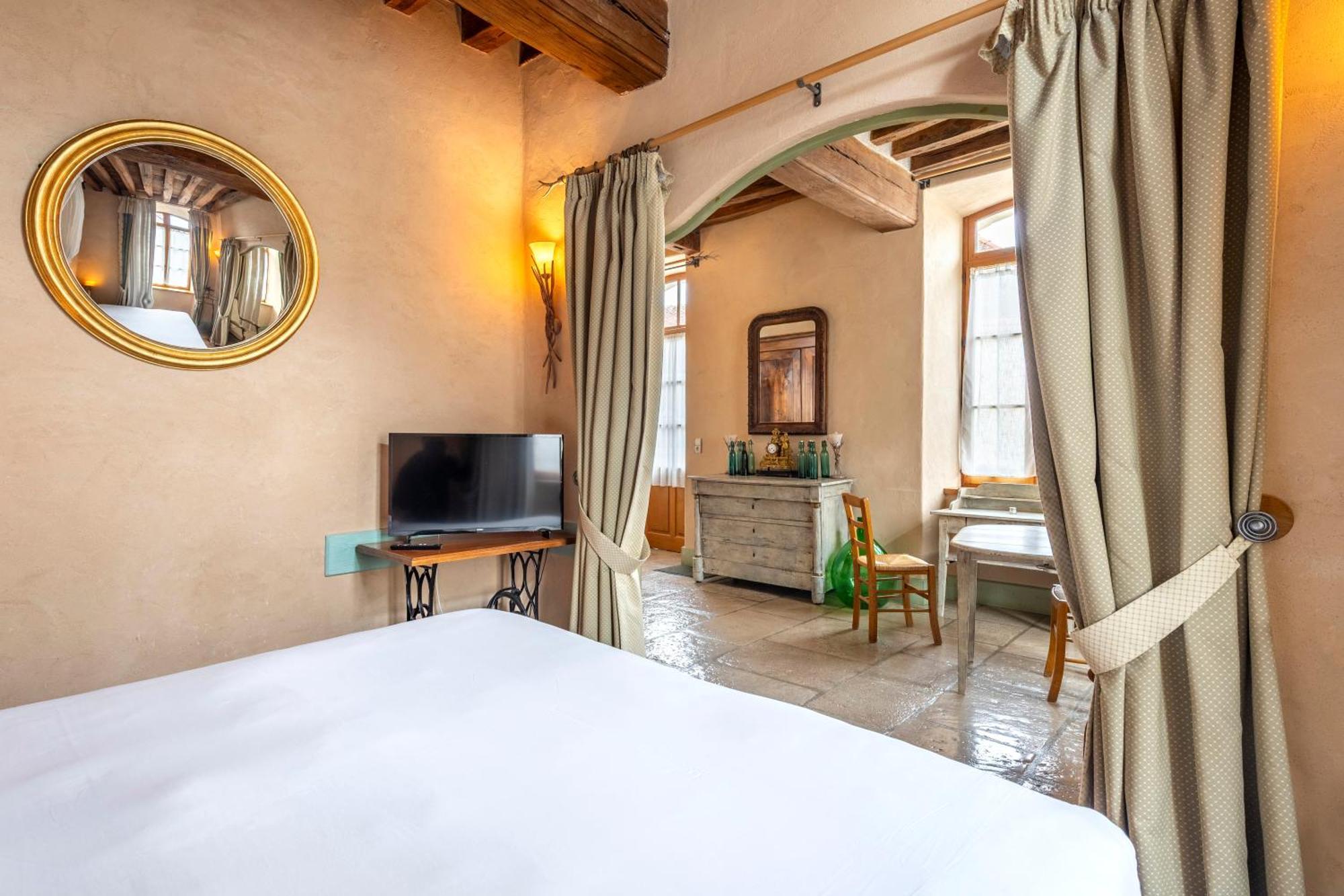 Hotel De La Beursaudiere Nitry Εξωτερικό φωτογραφία