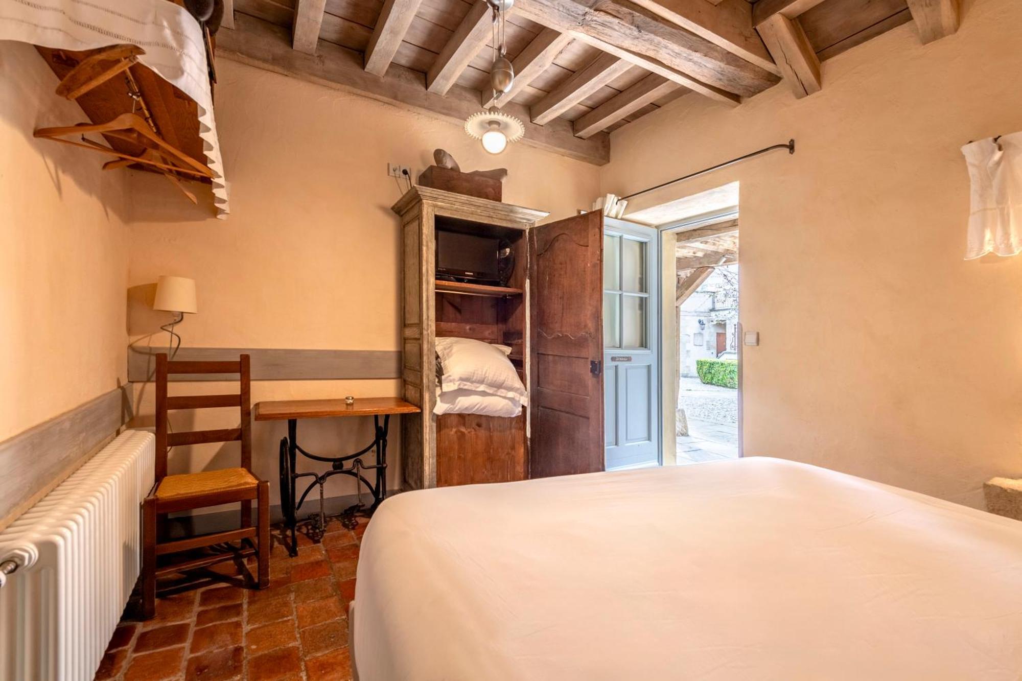 Hotel De La Beursaudiere Nitry Εξωτερικό φωτογραφία